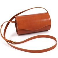 ショルダーバッグ