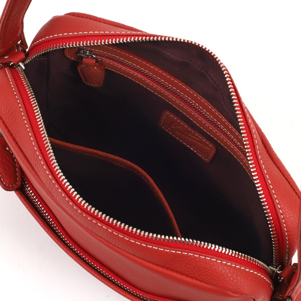【美品】キタムラ ショルダーバッグ ポーチ付き レザー シボ革 ロゴ 赤 美品】キタムラ ショルダーバッグ ポーチ付き レザー シボ革