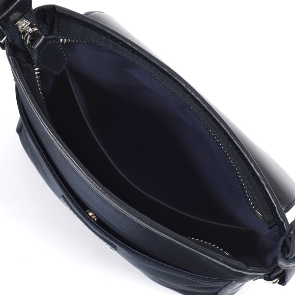 Kitamura ショルダーバッグ 黒 ナイロン　新品未使用タグ付き 楽天市場】キタムラ ショルダーバッグ（素材（生地・毛糸